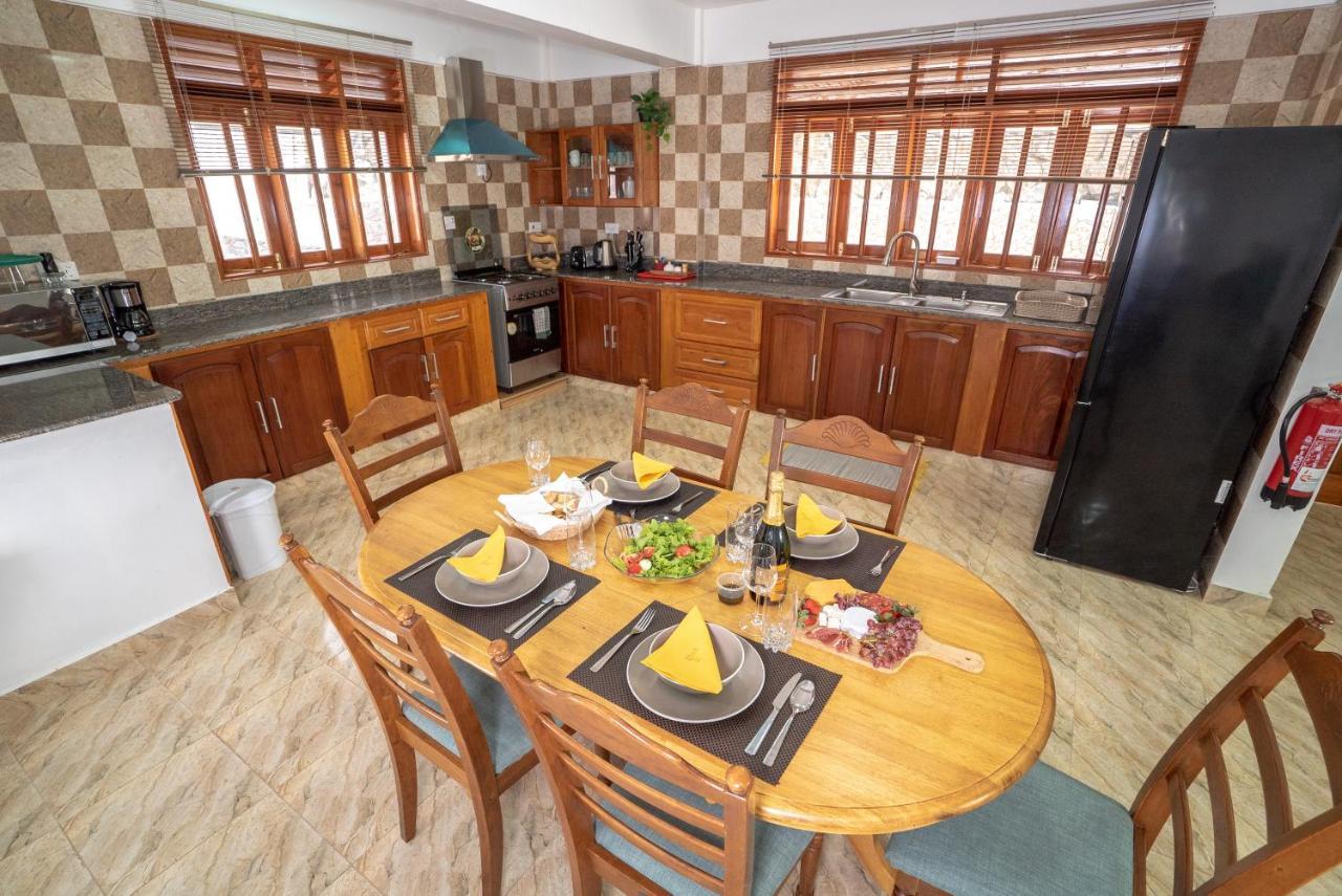 La Belle Residence Self Catering Accommodation Beau Vallon  Eksteriør billede