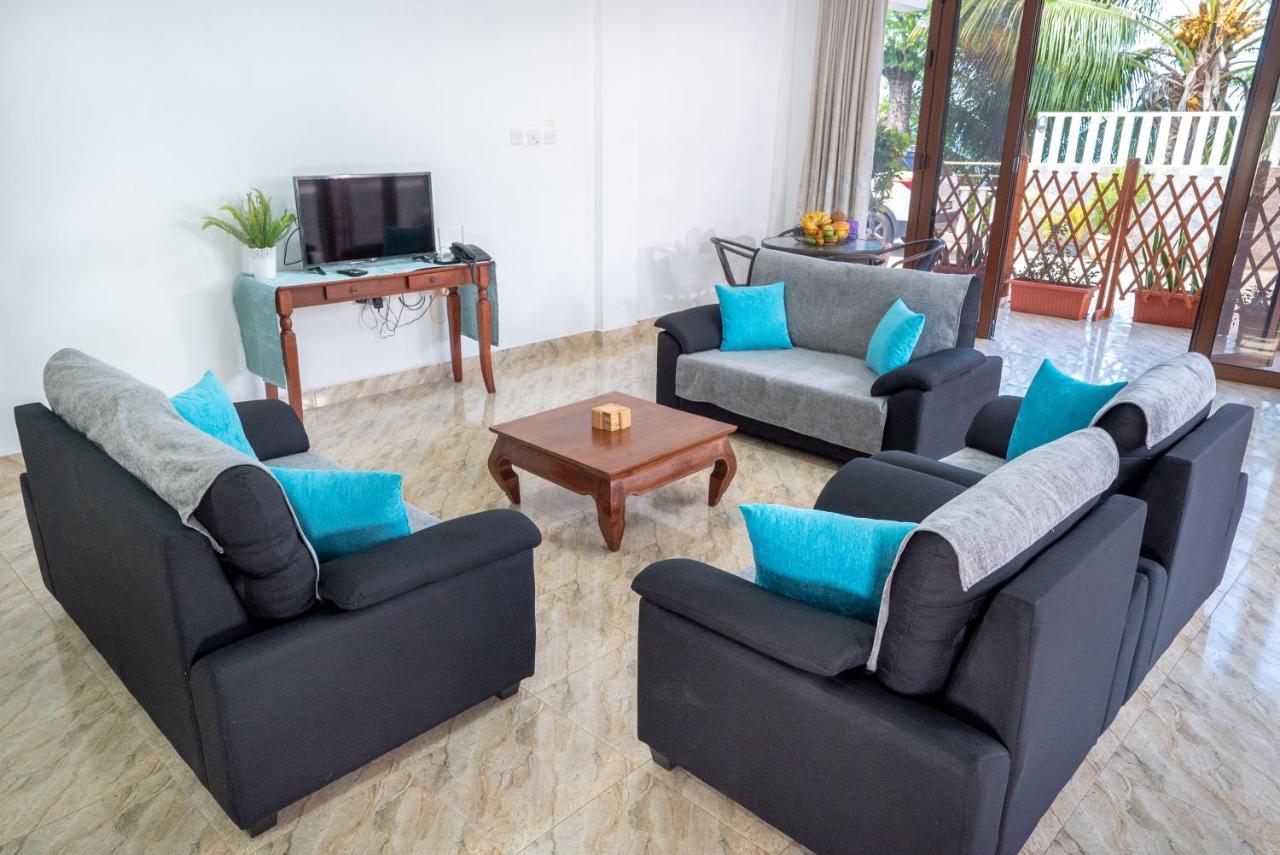La Belle Residence Self Catering Accommodation Beau Vallon  Eksteriør billede