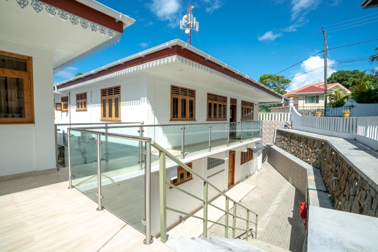 La Belle Residence Self Catering Accommodation Beau Vallon  Eksteriør billede
